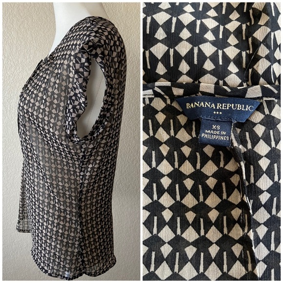 Banana Republic Sheer shirt sleeve blouse- x-small - Picture 2 of 2